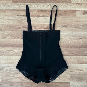 Women’s Open Bust Body Shaperwear Tummy Control Black Size S NWOT